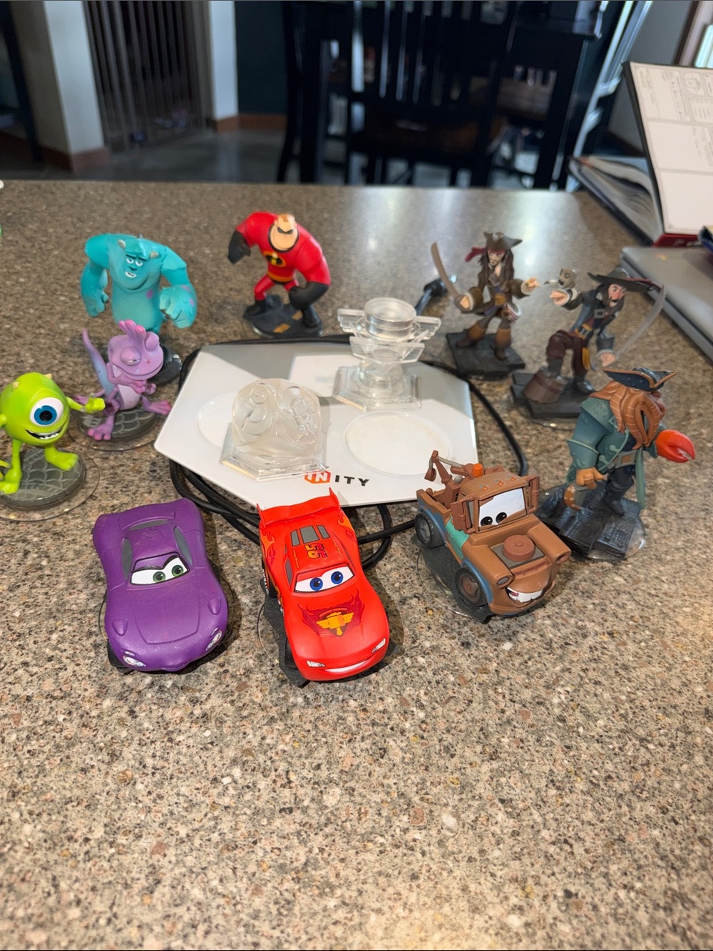 Disney Infinity portal and characters